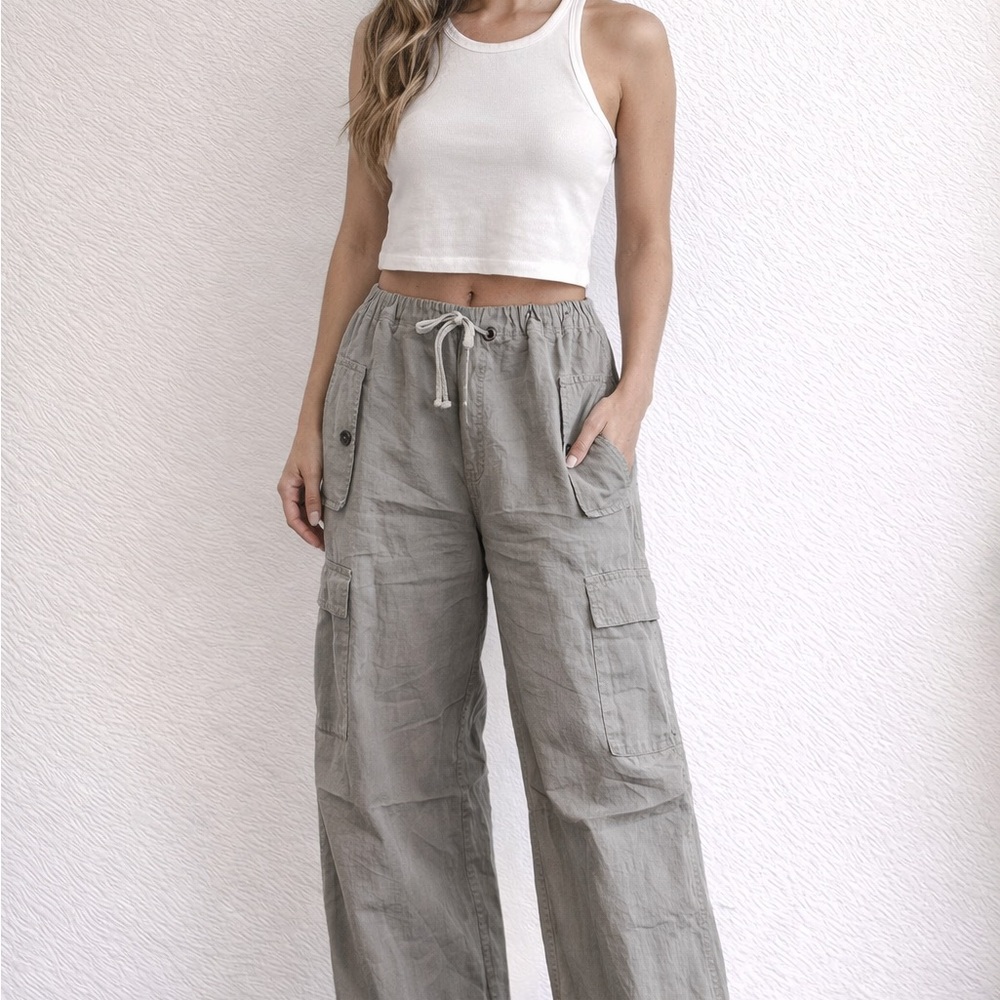 Sincerly Jules Light Gray Wide-Leg Cargo Pants